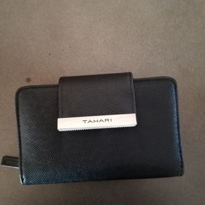 Tahari Ladies Wallet